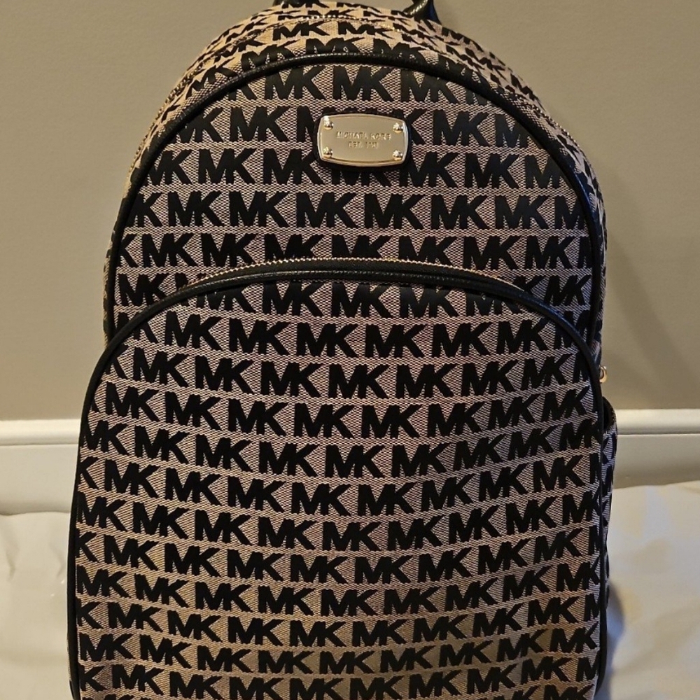 Michael Kors Back Pack
